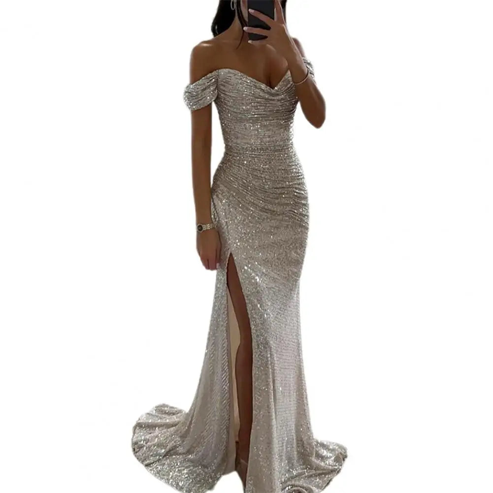 Robe de Soirée Chic avec Décolleté en V