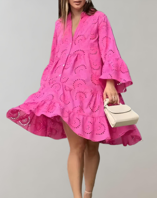 Robe Élégante à Col V Brodée avec Manches Cloche pour un Confort Optimal