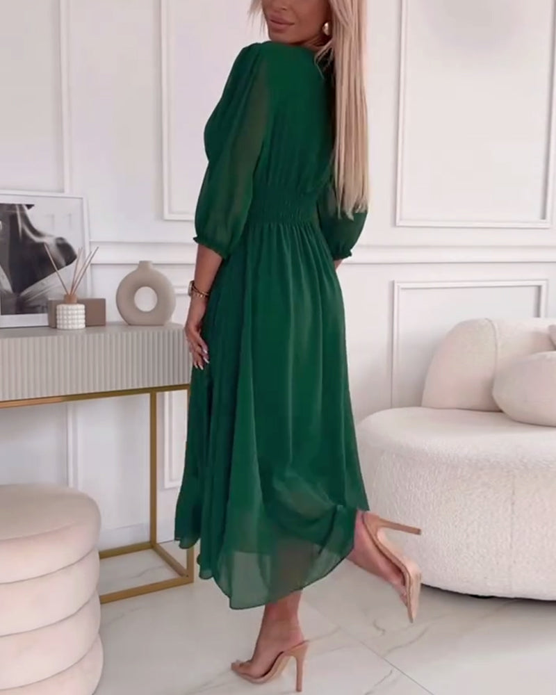 Robe unie à décolleté en cœur